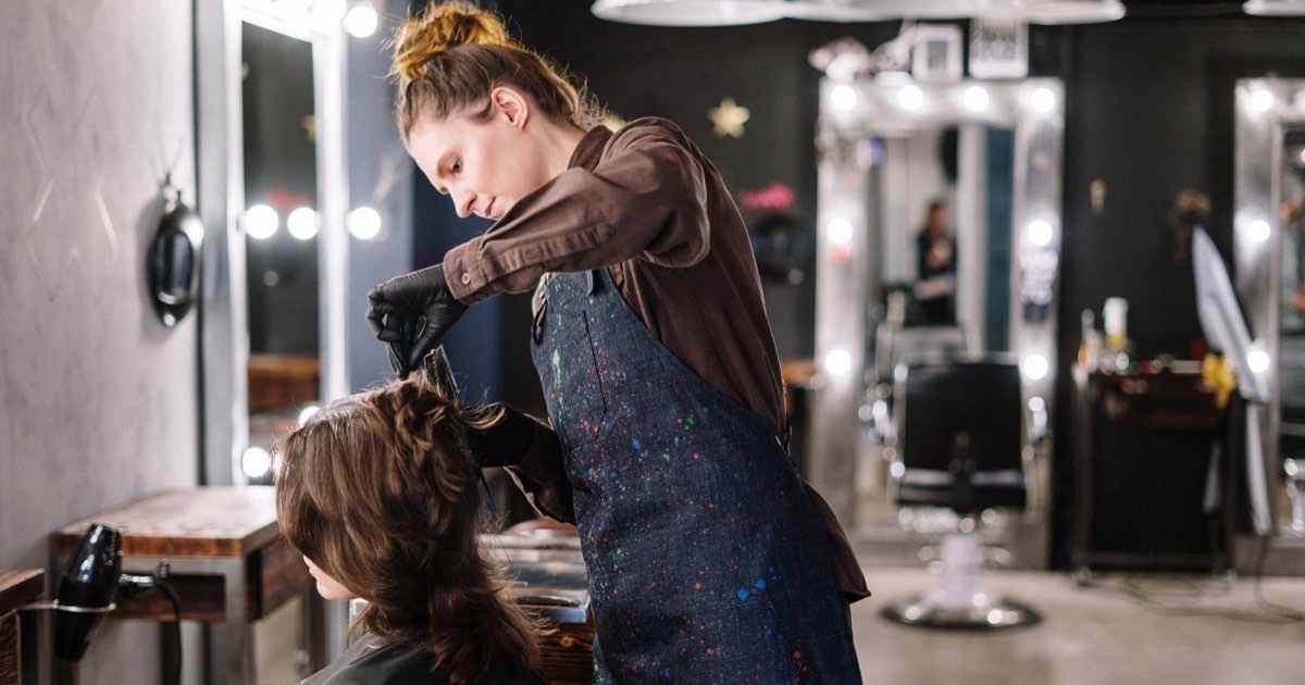 Fidéliser sa clientèle en salon de coiffure : 3 erreurs courantes